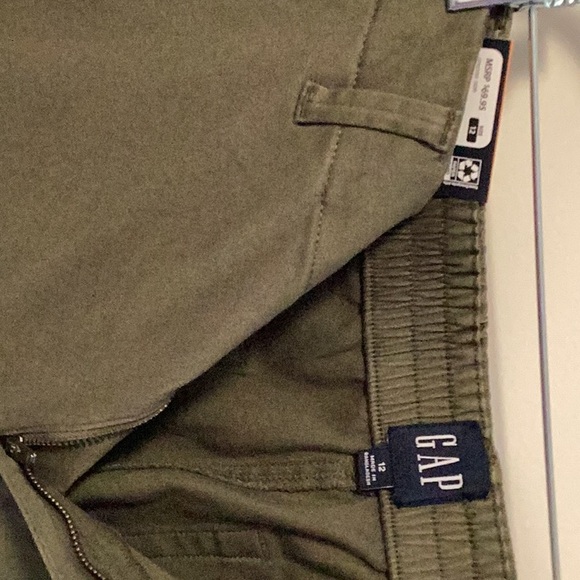 GAP Classic Twill green pants. NWT - Picture 3 of 7